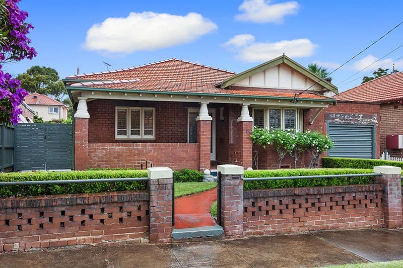 15 Bouvardia Street, Russell Lea - Image 1