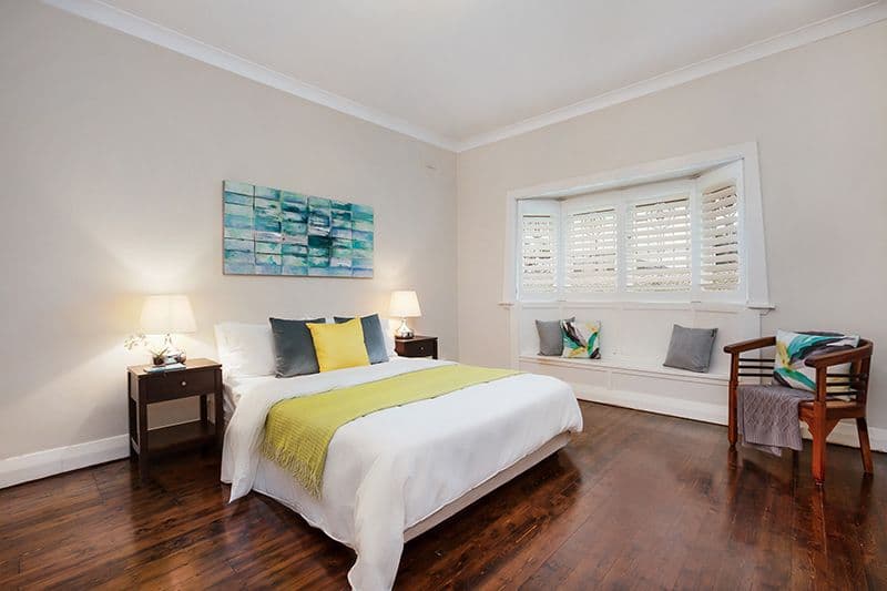 15 Bouvardia Street, Russell Lea - Thumbnail 6