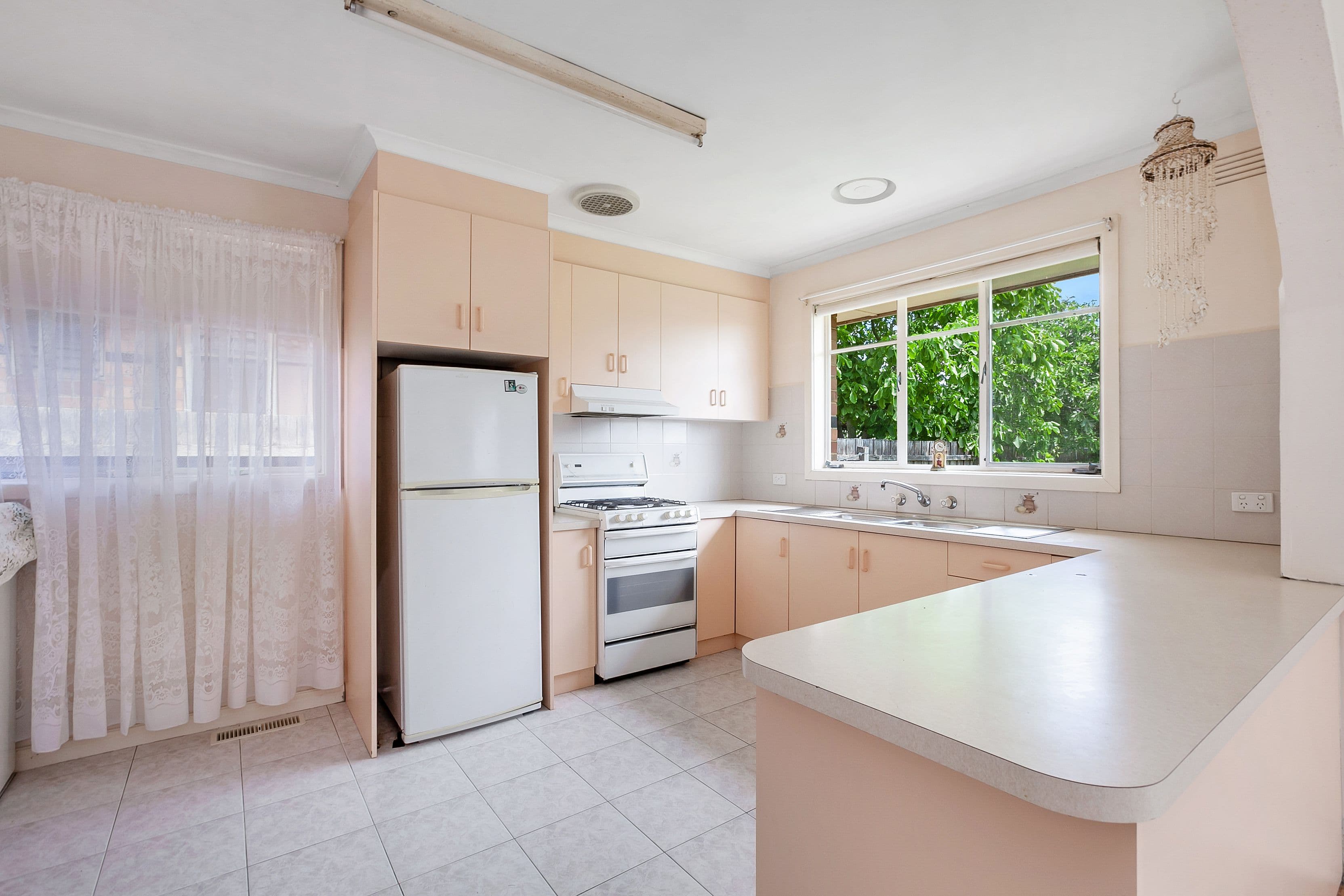16 Ida Court, Reservoir VIC 3073, Reservoir - Thumbnail 5