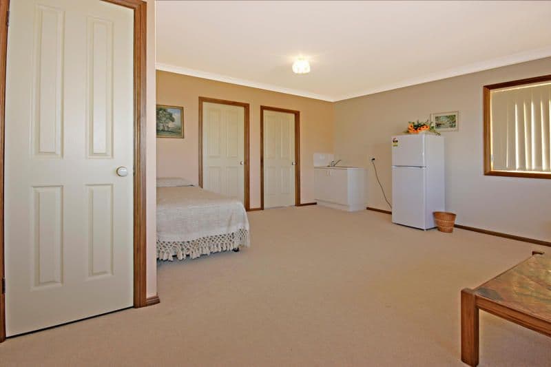 25 Highview Drive, DOLPHIN POINT NSW 2539, Dolphin Point - Thumbnail 8