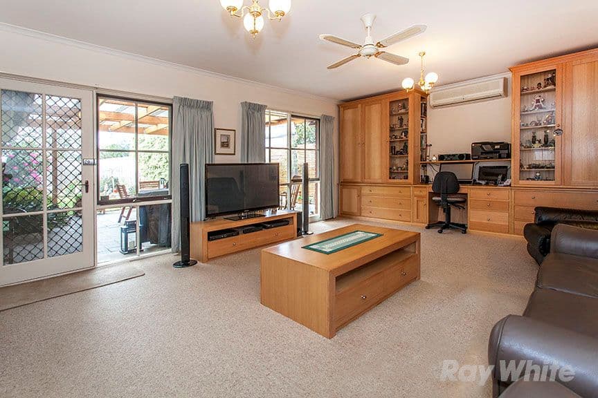 90 Capital Avenue, Glen Waverley VIC 3150, Glen Waverley - Thumbnail 4