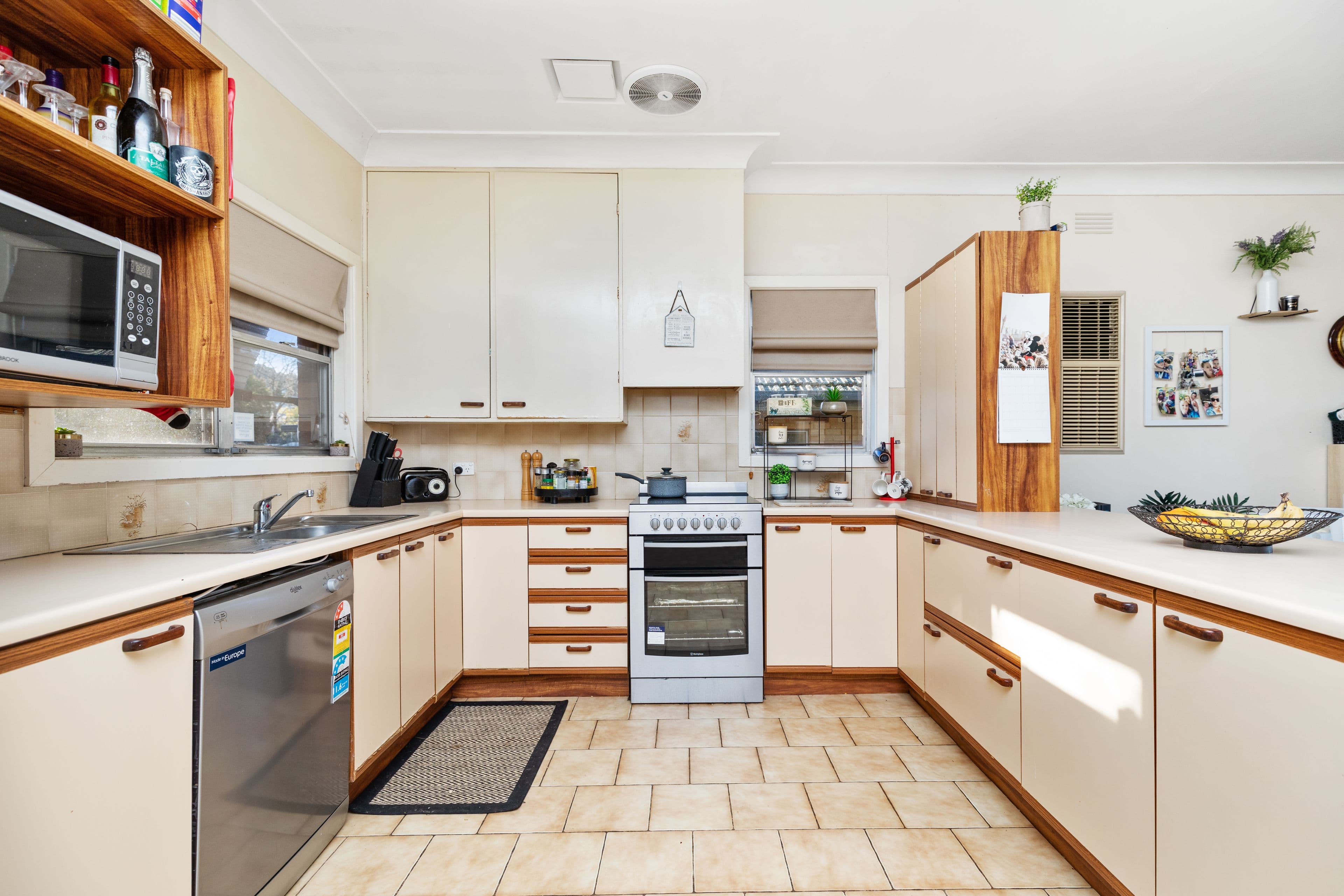 86 Grove Street, Kooringal NSW 2650, Kooringal - Thumbnail 2