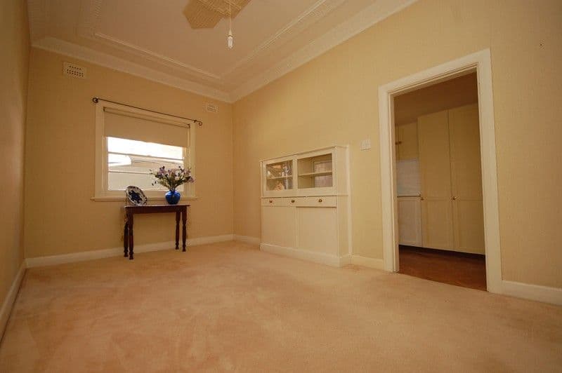 10-12 Olympic Street, GRIFFITH NSW 2680, Griffith - Thumbnail 8