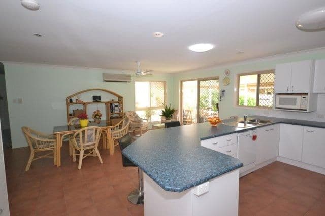 18 Schmidt Street, VICTORIA POINT QLD 4165, Victoria Point - Thumbnail 3