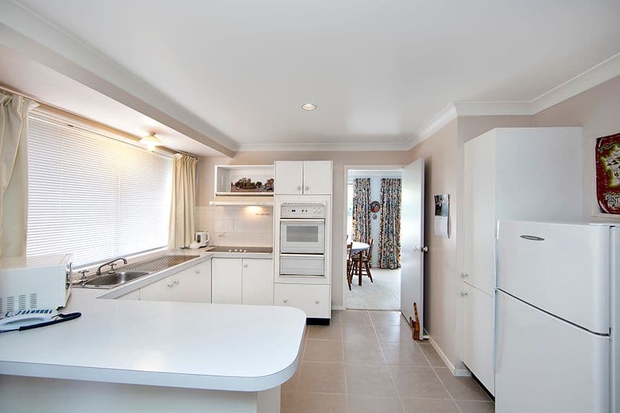 5 Lincoln Close, Bateau Bay NSW 2261, Bateau Bay - Thumbnail 4