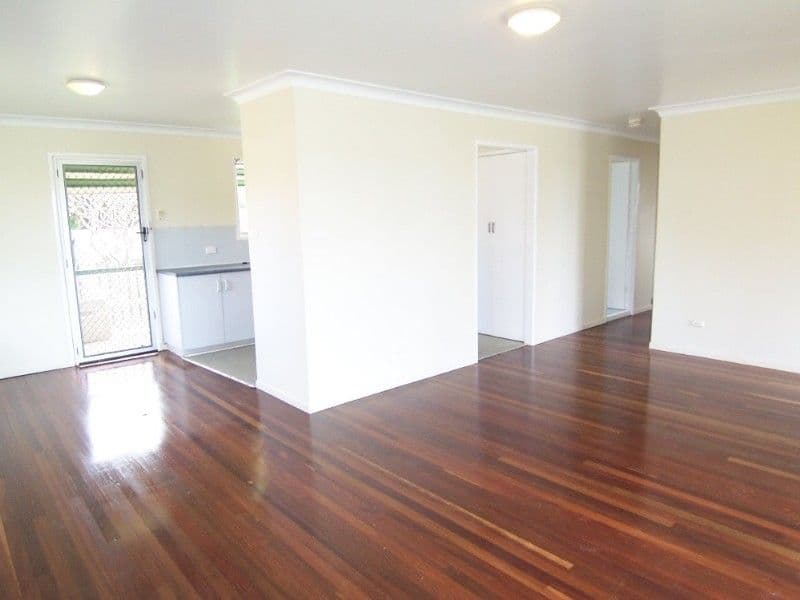 9 Auckland Street, WISHART QLD 4122, Wishart - Thumbnail 3