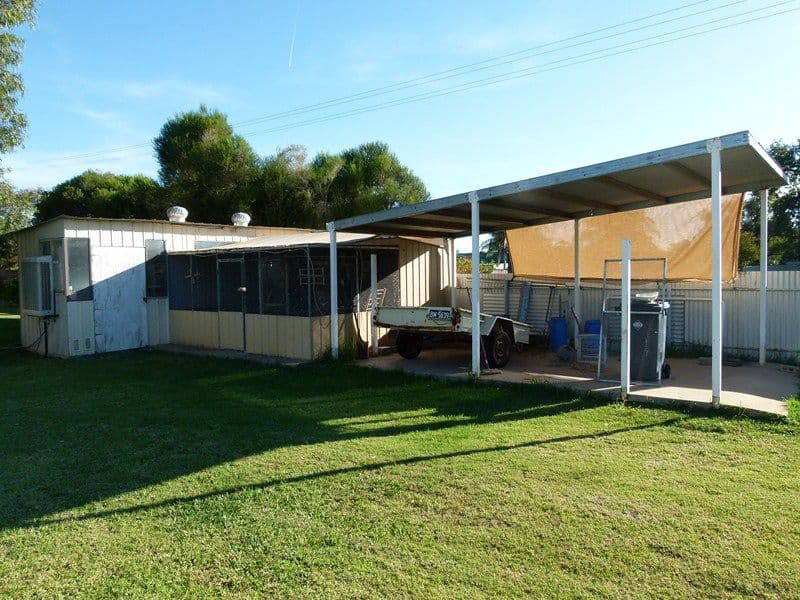 8 Barwin Street, FORBES NSW 2871, Forbes - Thumbnail 7