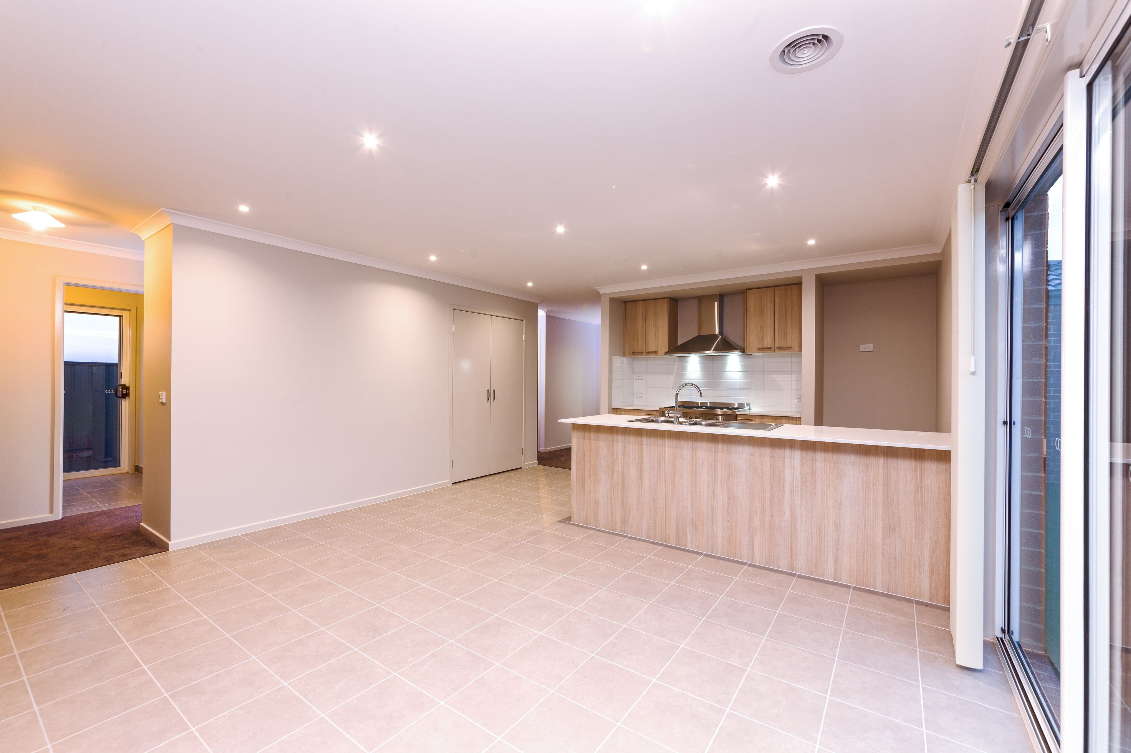 32 DOVER Street, Truganina VIC 3029, Truganina - Thumbnail 8