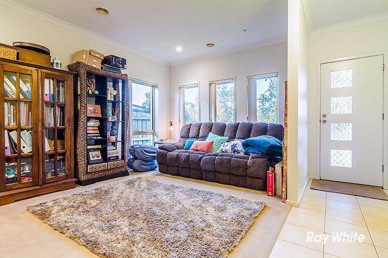 14 Gracehill Mews, Cranbourne VIC 3977, Cranbourne - Thumbnail 2