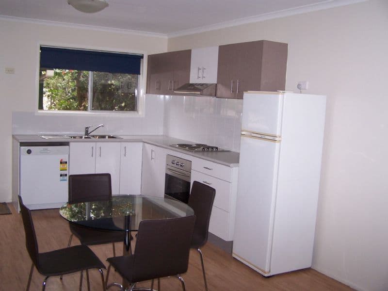 43 Harbour Terrace, GLADSTONE CENTRAL QLD 4680, Gladstone Central - Image 1