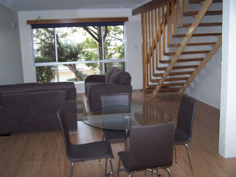 43 Harbour Terrace, GLADSTONE CENTRAL QLD 4680, Gladstone Central - Thumbnail 3