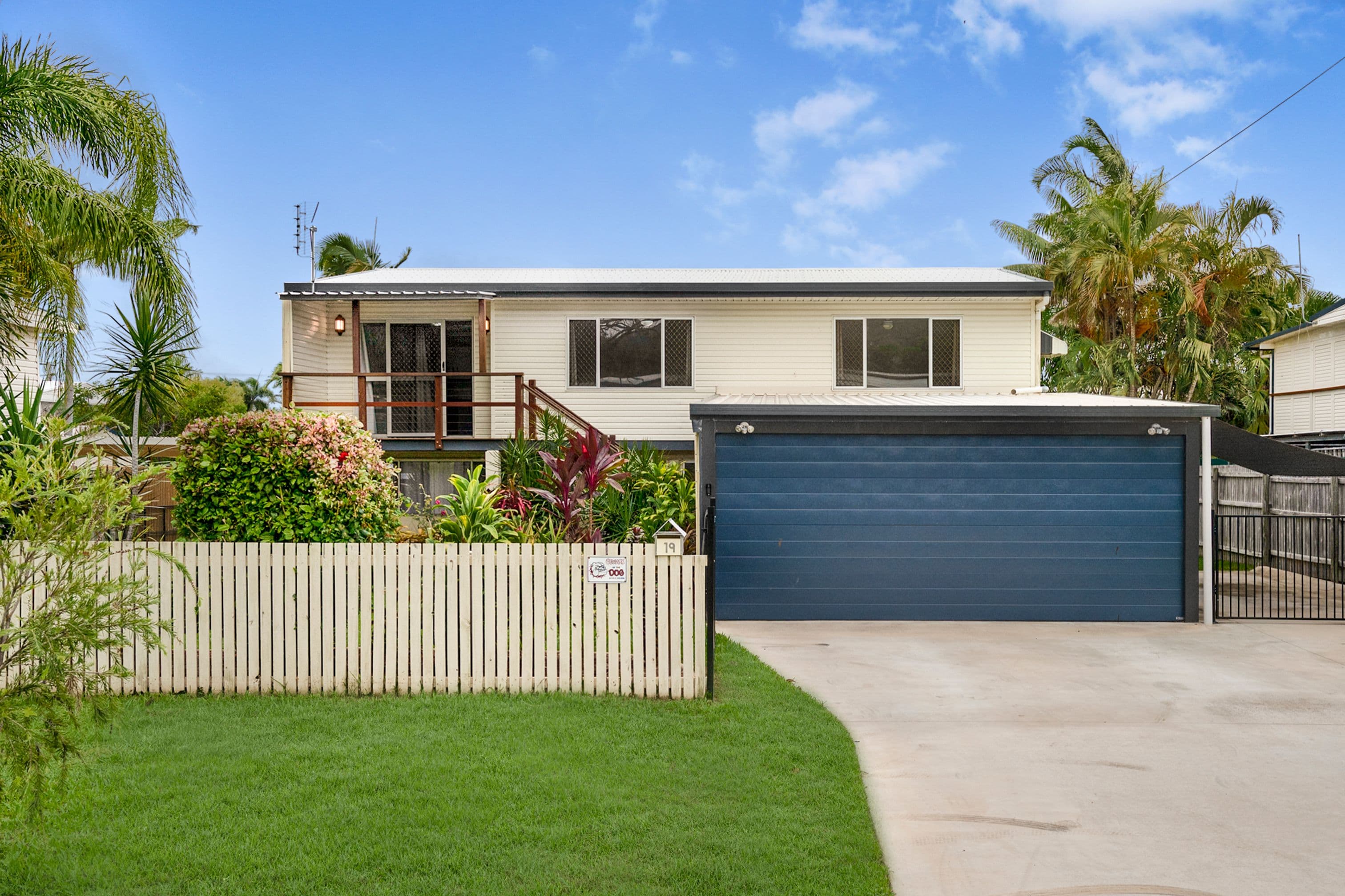 19 Halley Street, Wulguru QLD 4811, Wulguru - Image 1