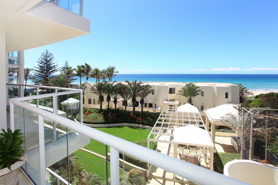 4D 'La Sabbia' 74 Old Burleigh Road, Surfers Paradise QLD 4217, Broadbeach - Thumbnail 2