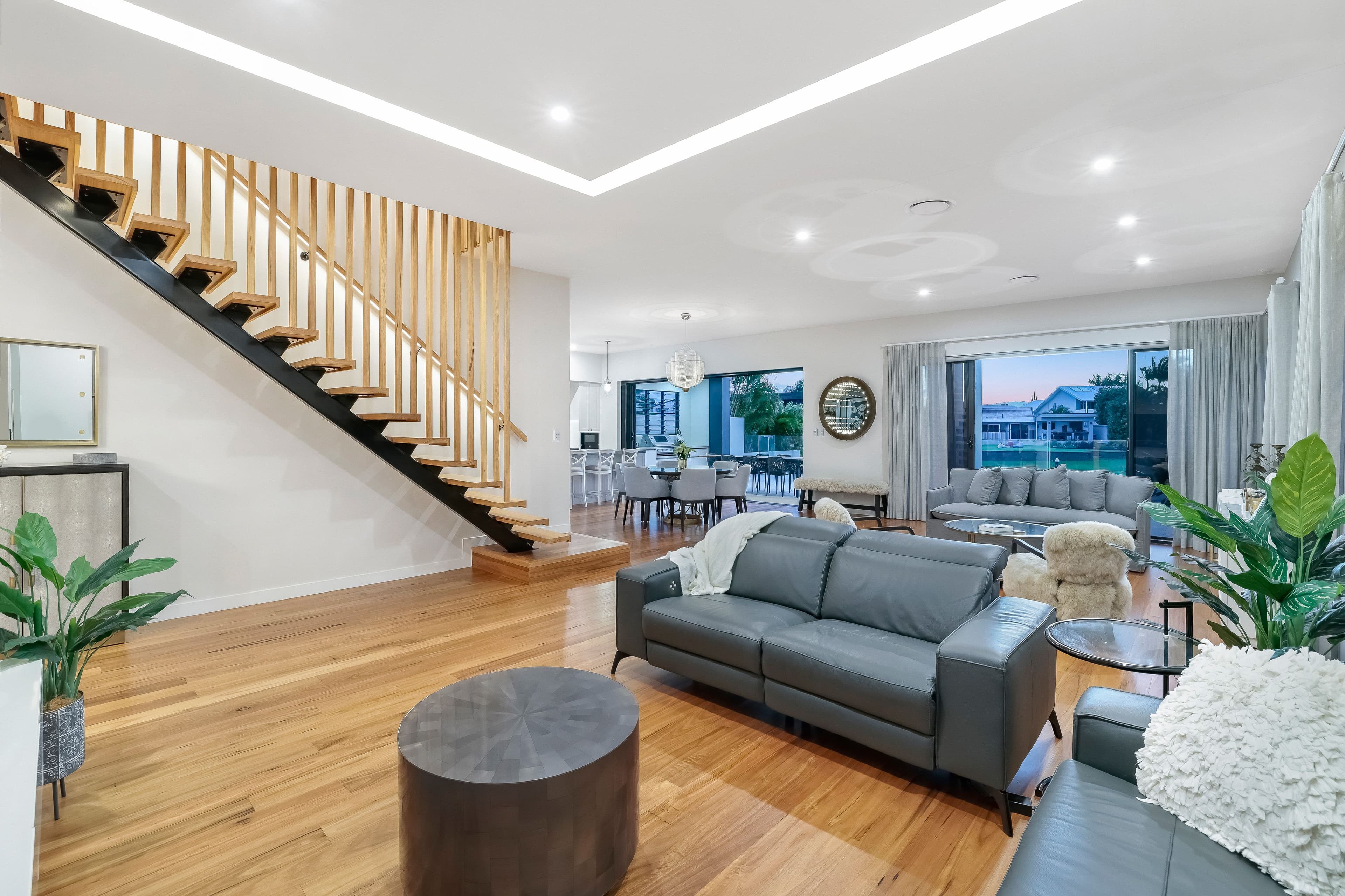 10 Clontarf Avenue, Sorrento QLD 4217, Sorrento - Thumbnail 5
