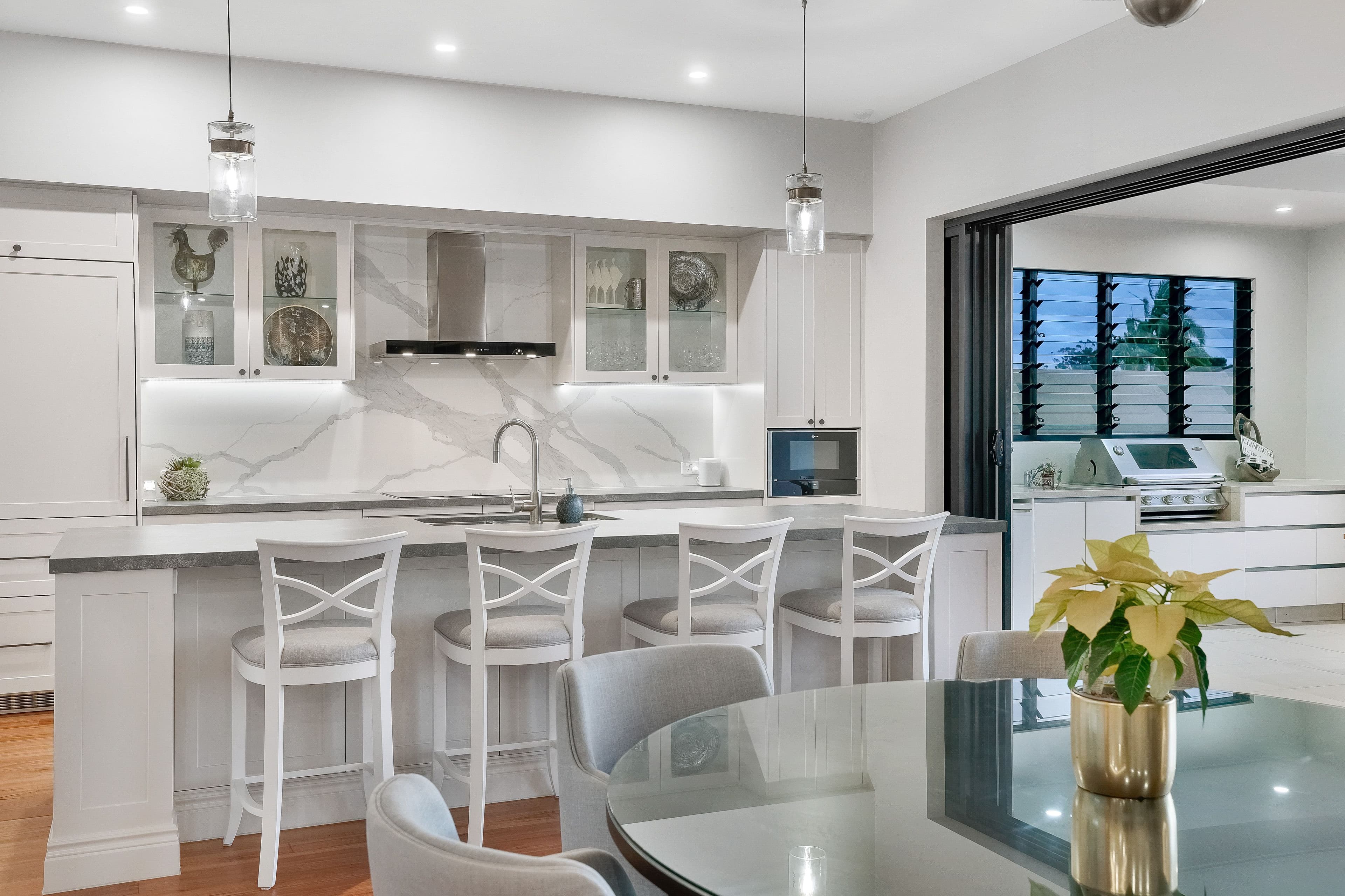 10 Clontarf Avenue, Sorrento QLD 4217, Sorrento - Thumbnail 8