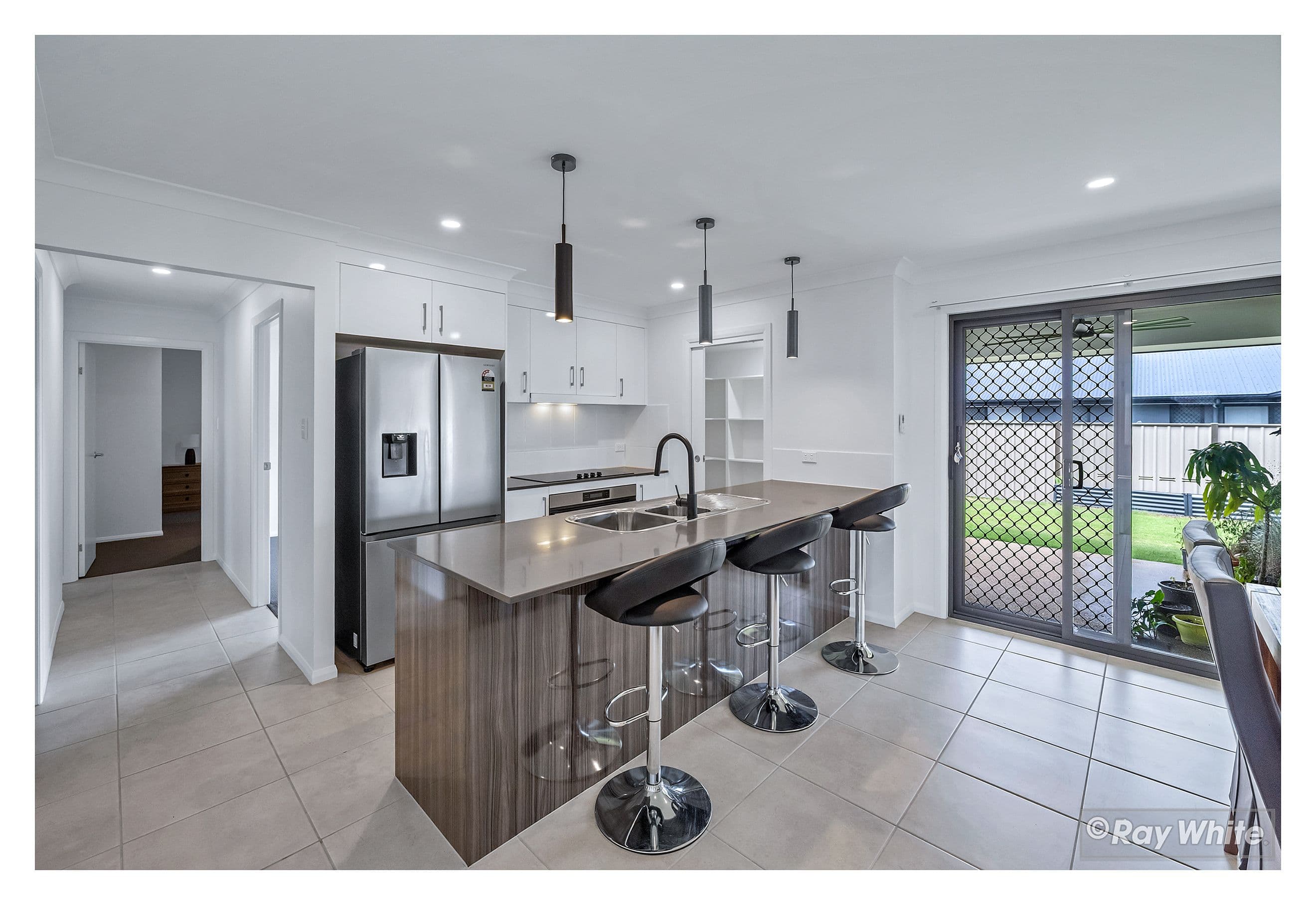 91 Lucas Street, Gracemere QLD 4702, Gracemere - Thumbnail 3