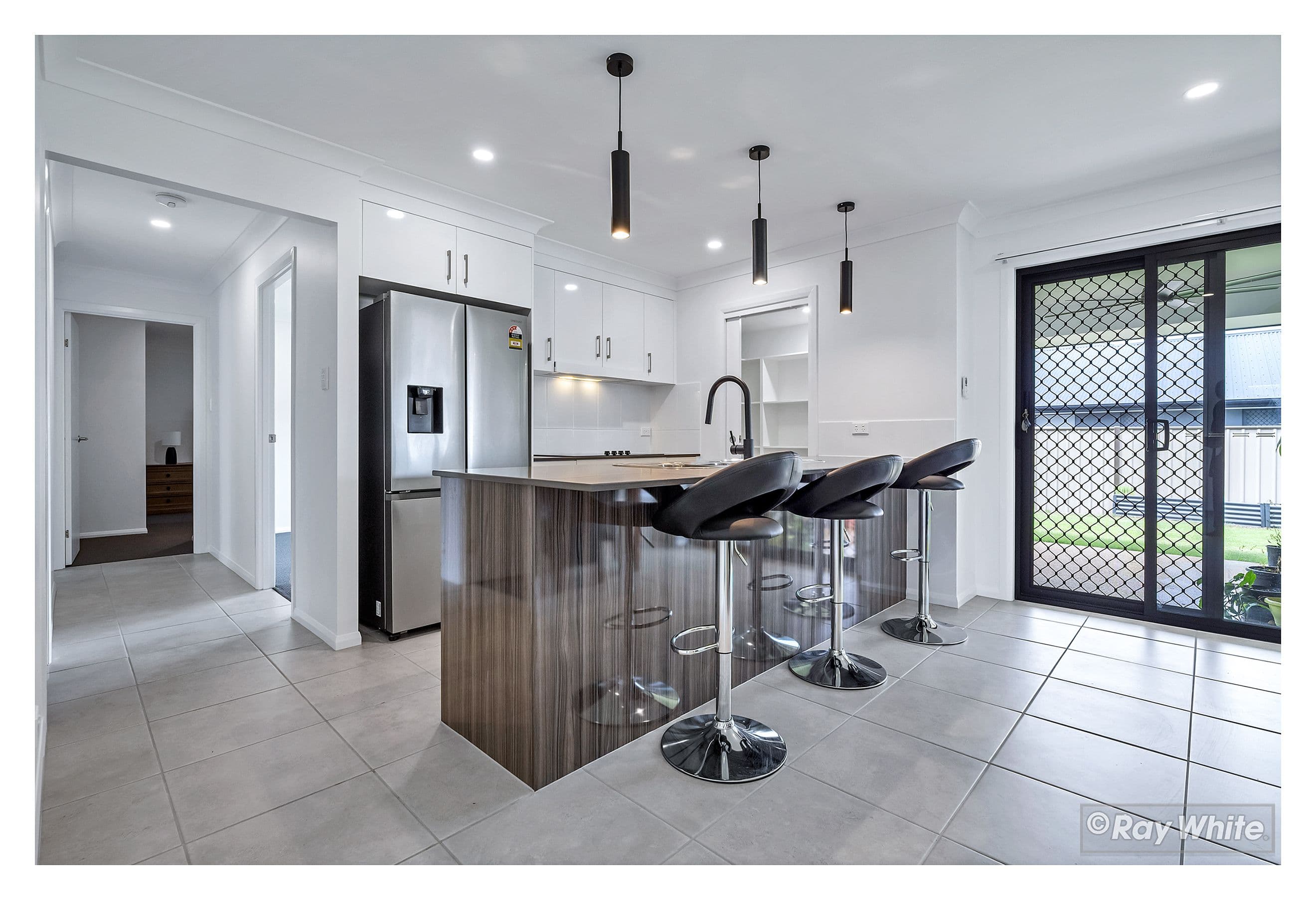 91 Lucas Street, Gracemere QLD 4702, Gracemere - Thumbnail 4