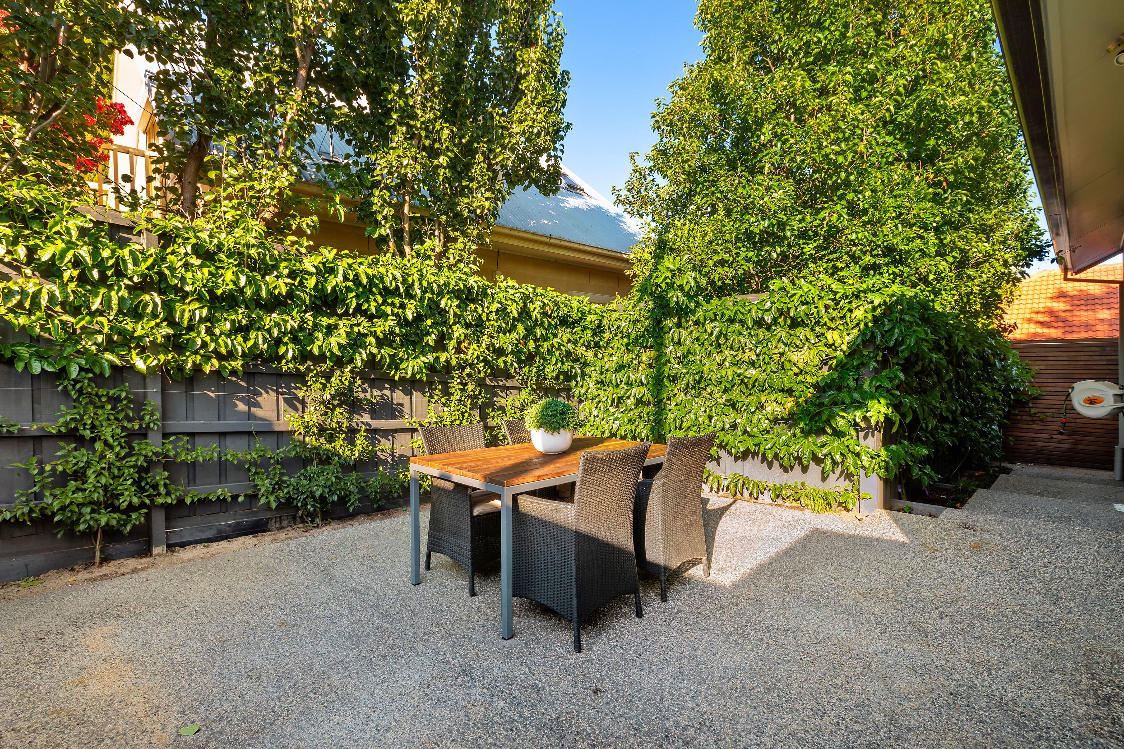 20 Elaroo Street, Chadstone VIC 3148, Chadstone - Thumbnail 8