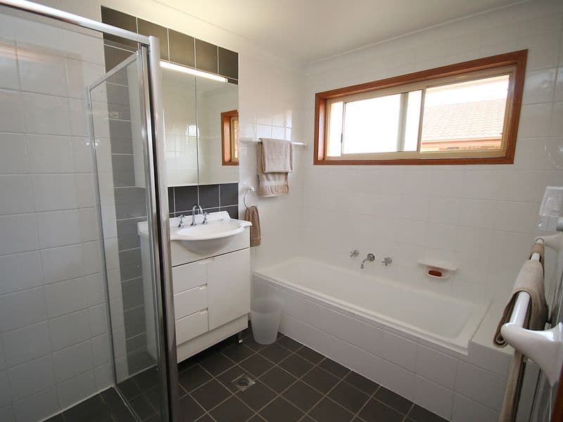 29  Tarrant Avenue, KIAMA DOWNS NSW 2533, Kiama Downs - Thumbnail 2