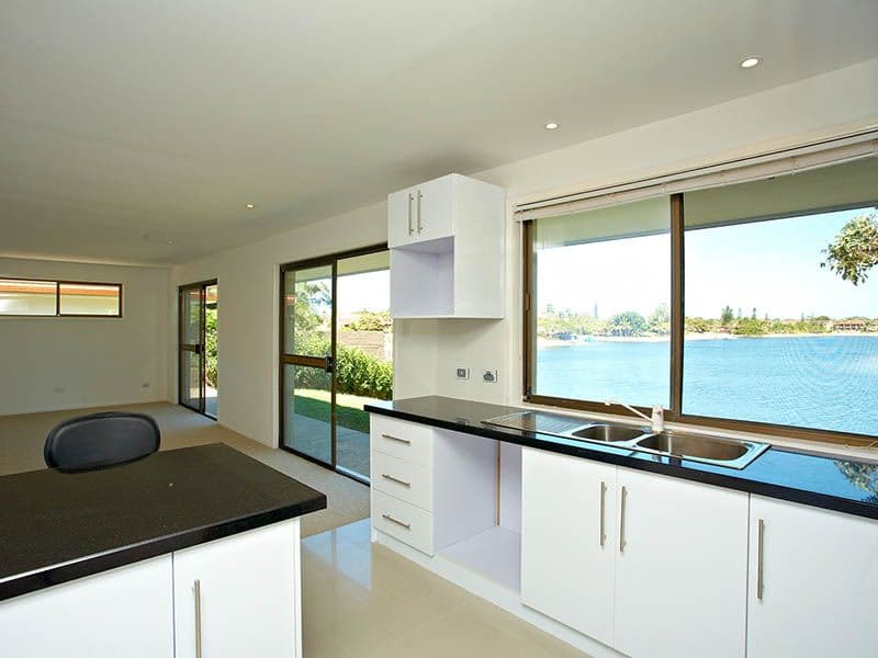 7 Tequila Court, Mermaid Waters QLD 4218, Mermaid Waters - Thumbnail 2