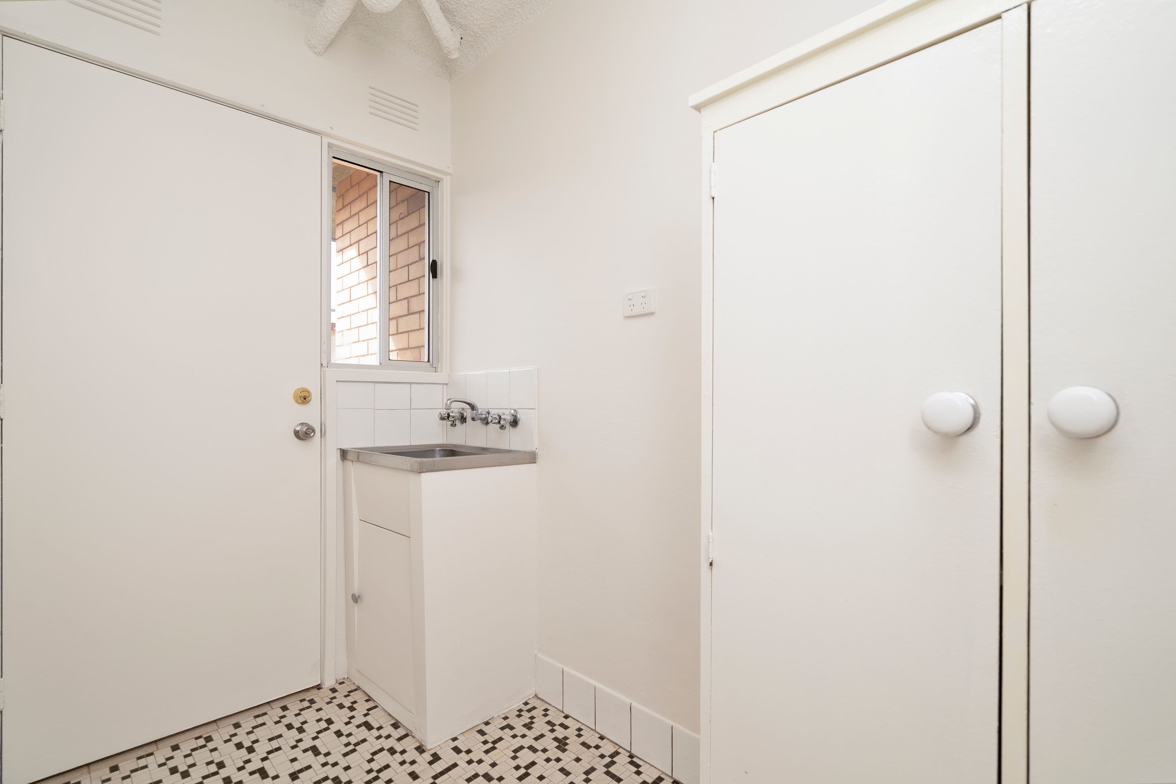 187 Lake Albert Road, Kooringal NSW 2650, Kooringal - Thumbnail 7