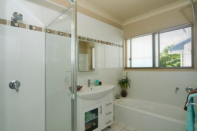 4 Culla Culla Street, BATTERY HILL QLD 4551, Battery Hill - Thumbnail 5