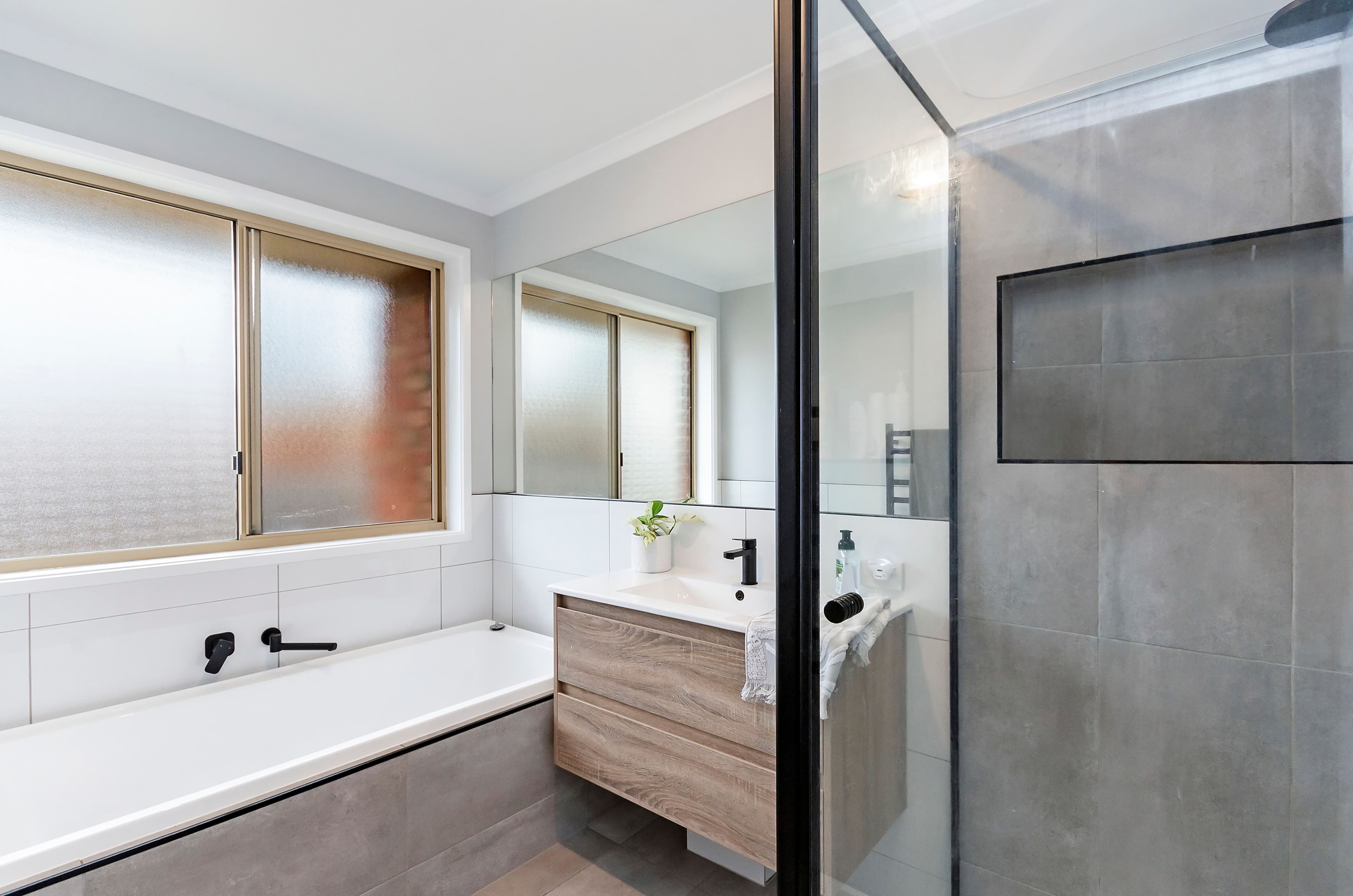 9 Curtin Court, Warrnambool VIC 3280, Warrnambool - Thumbnail 5