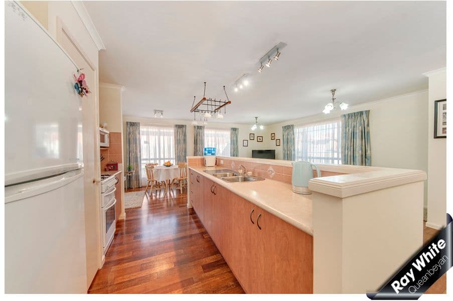 34 Thomas Royal Gardens, QUEANBEYAN EAST NSW 2620, Queanbeyan East - Thumbnail 5