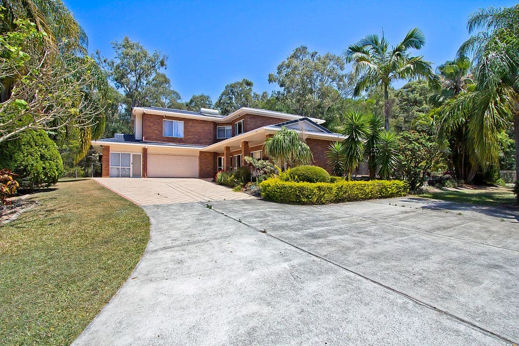 31 Coorumbene Court, TALLAI QLD 4213, Tallai - Thumbnail 3
