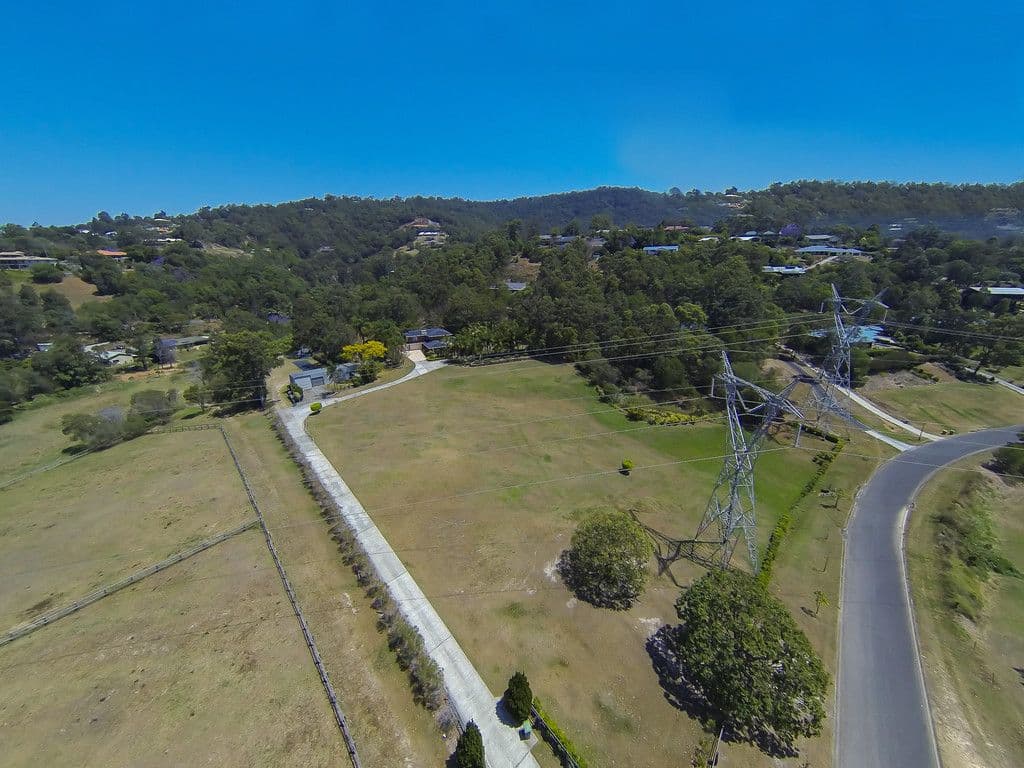 31 Coorumbene Court, TALLAI QLD 4213, Tallai - Thumbnail 6