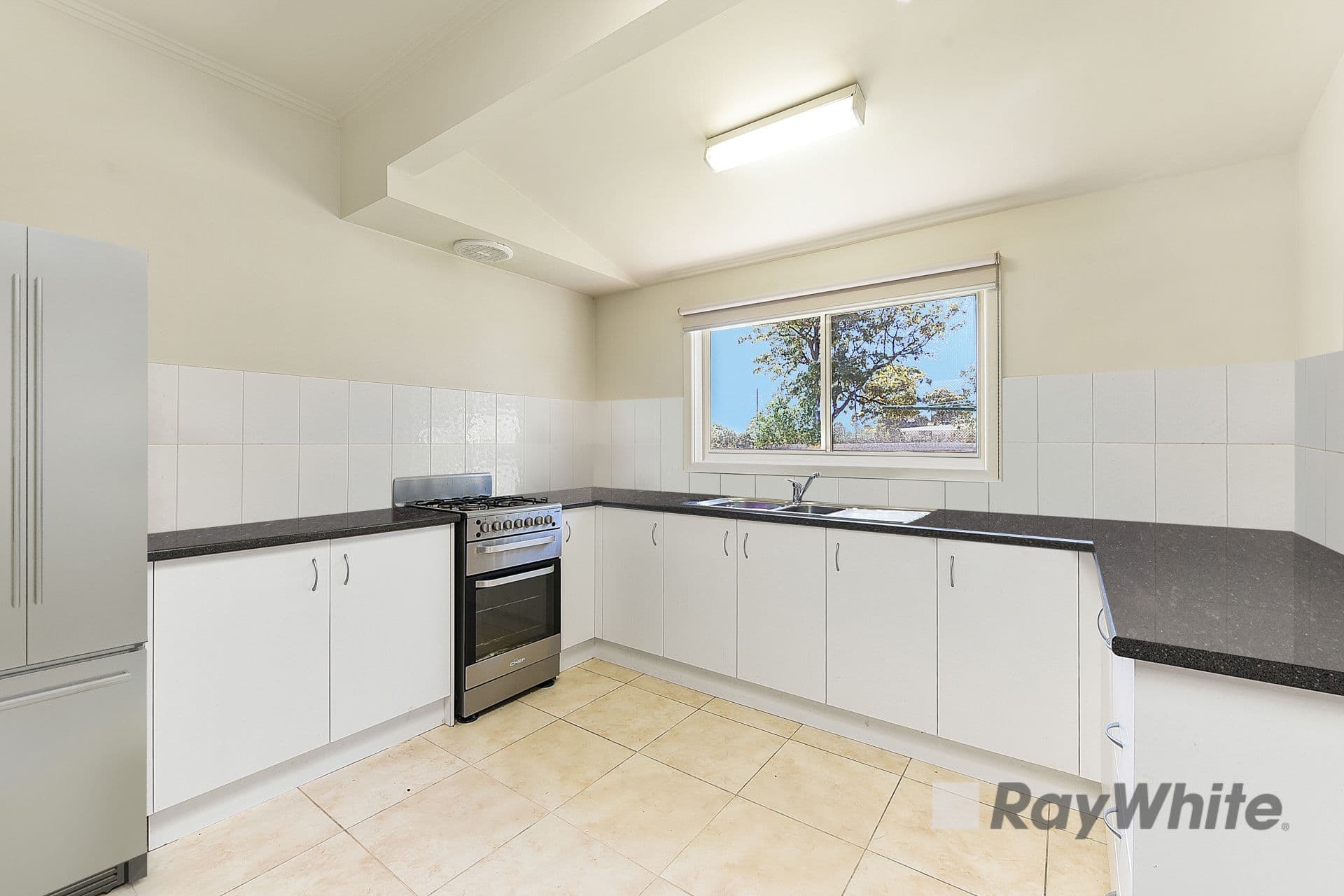 7 Oswald Street, Dandenong VIC 3175, Dandenong - Thumbnail 4