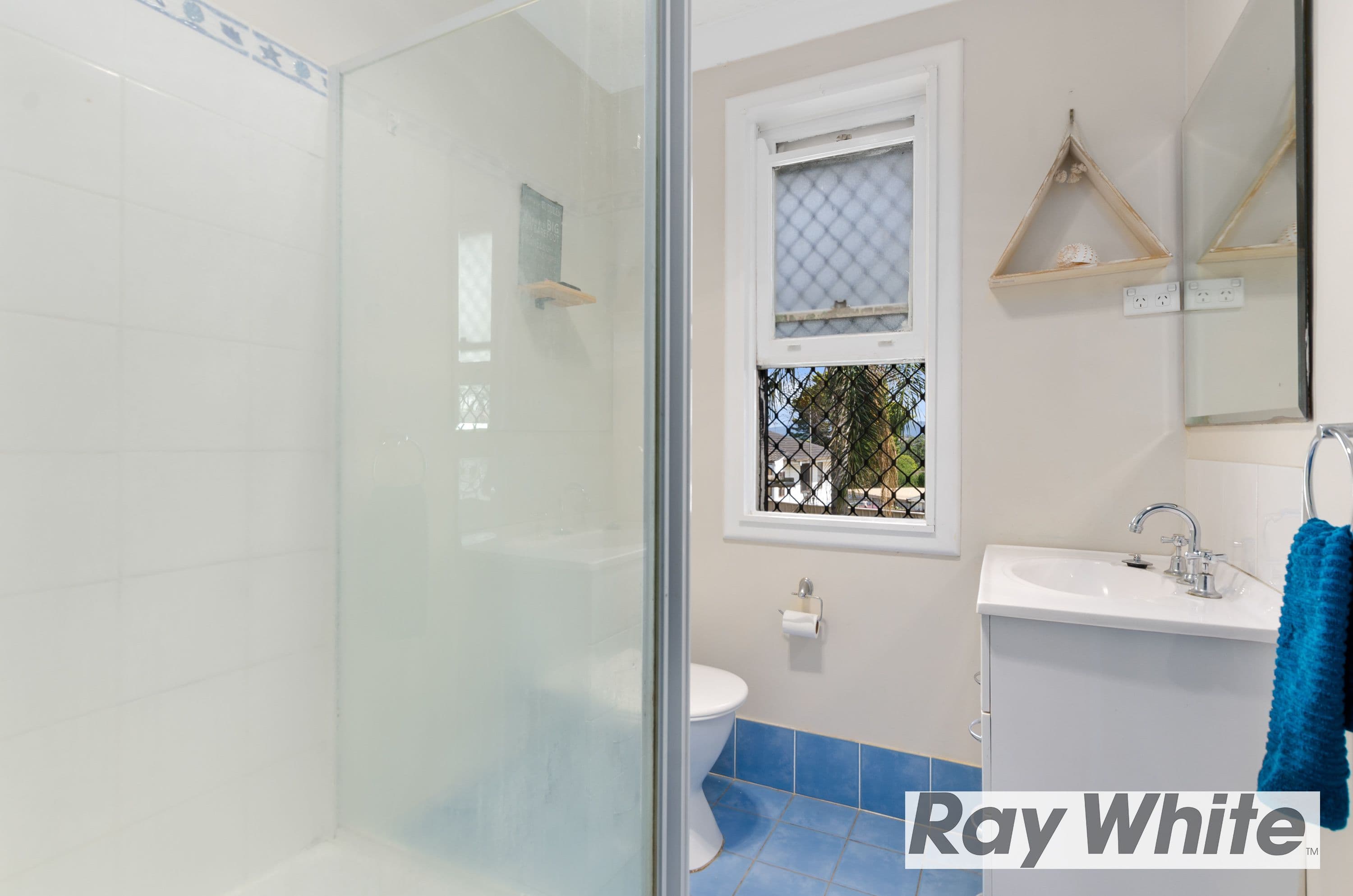 85 Nottingham Street, Berkeley - Thumbnail 4