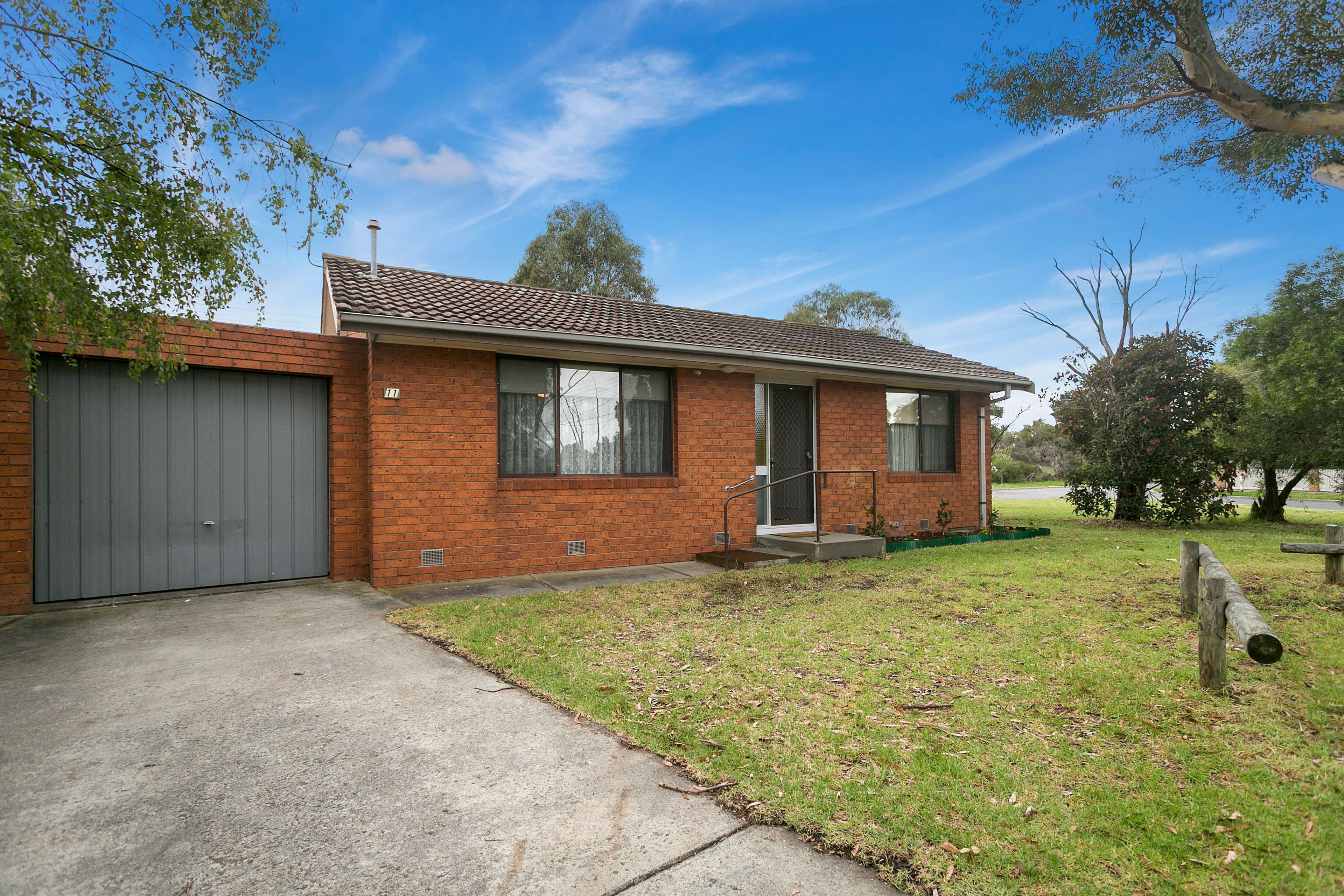 11 Hood Street, Frankston VIC 3199, Frankston - Image 1