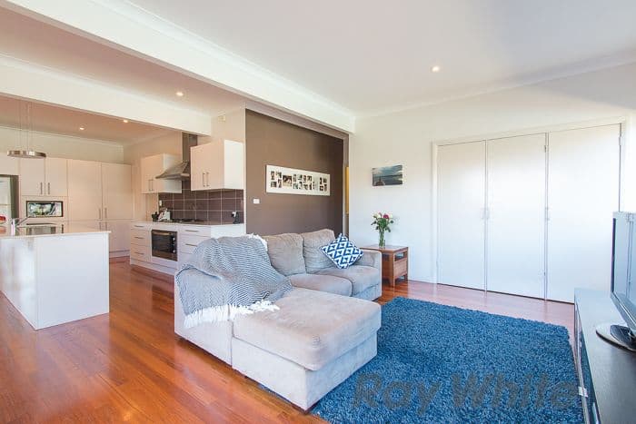 8 Hallvert Crescent, Charlestown NSW 2290, Charlestown - Thumbnail 5