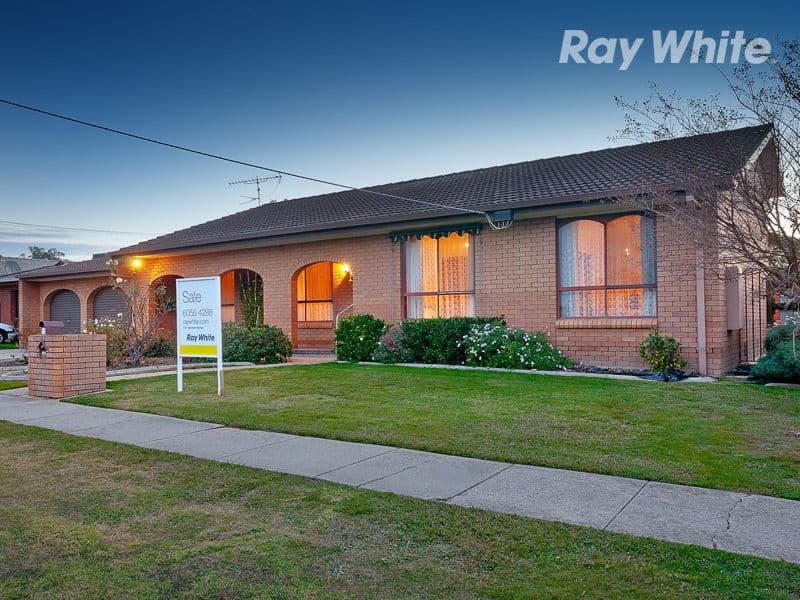 11 Serpentine Avenue, WODONGA VIC 3690, West Wodonga - Image 1