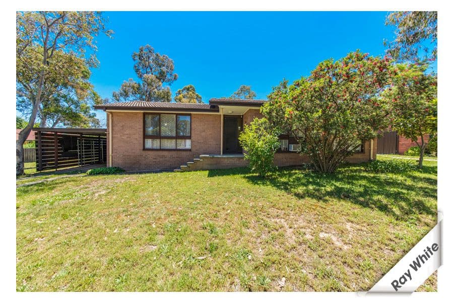 17 Jenner Court, Wanniassa ACT 2903, Wanniassa - Image 1