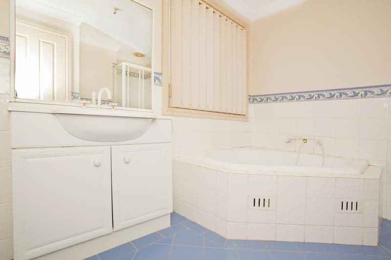 15 Warfield Place, CECIL HILLS NSW 2171, Cecil Hills - Thumbnail 5