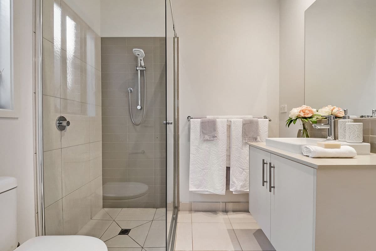 496 Grand Boulevard, Craigieburn VIC 3064, Craigieburn - Thumbnail 3