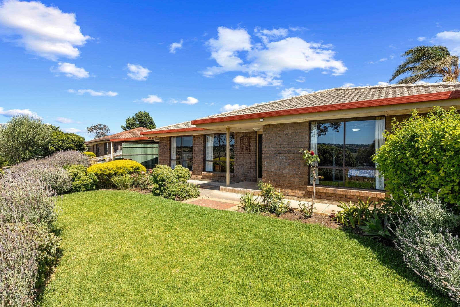 2 Hilltop Crescent, Huntfield Heights SA 5163, Huntfield Heights - Image 1