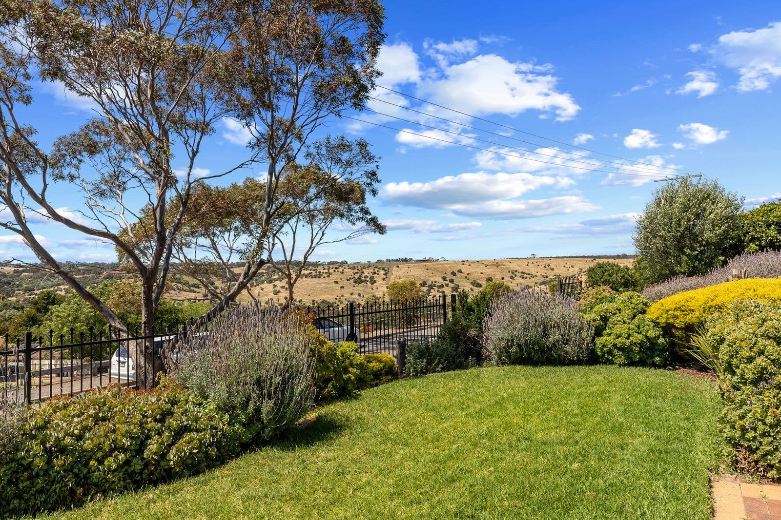 2 Hilltop Crescent, Huntfield Heights SA 5163, Huntfield Heights - Thumbnail 2
