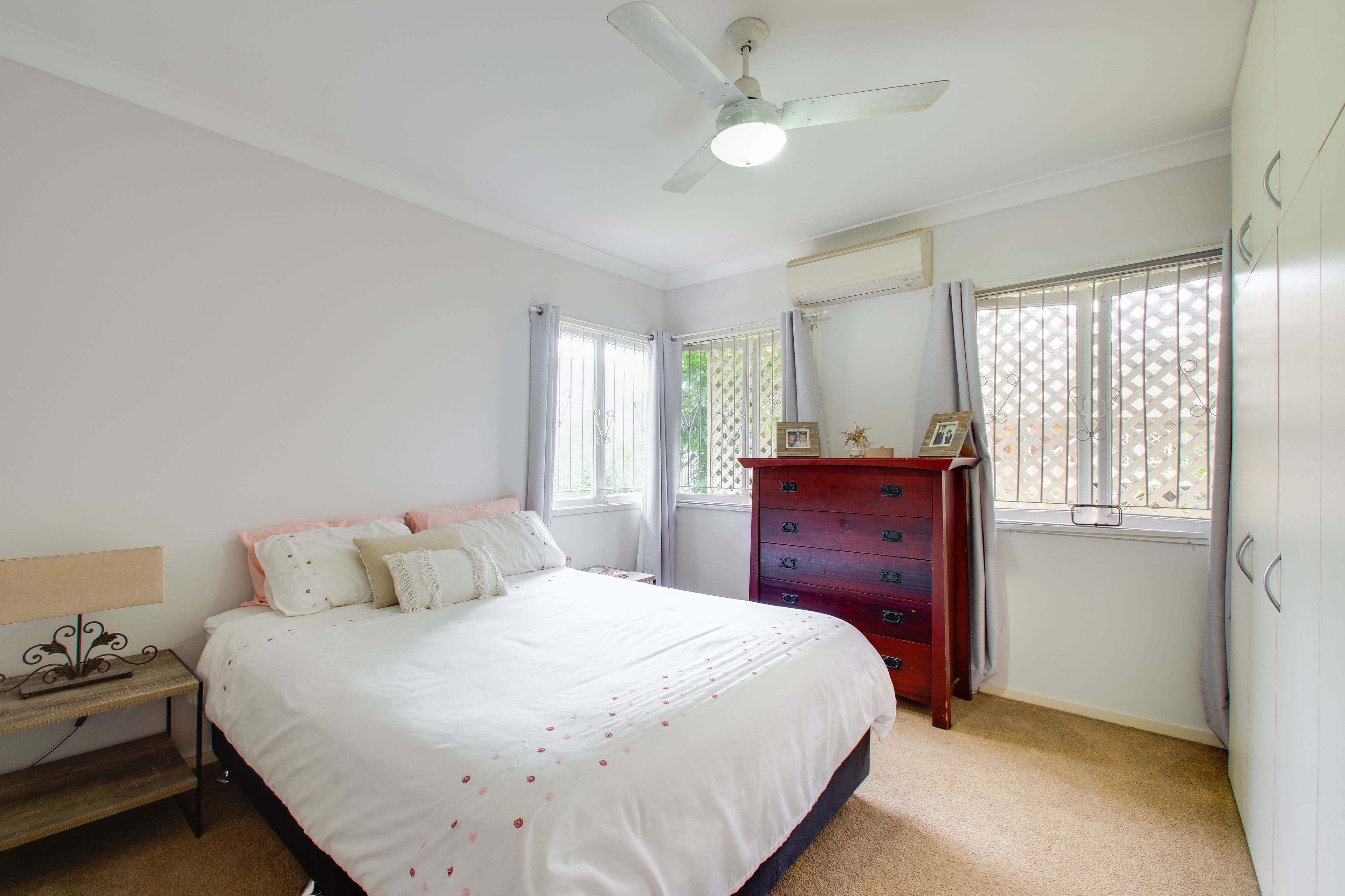 10 Gledson Street, North Booval QLD 4304, North Booval - Thumbnail 3