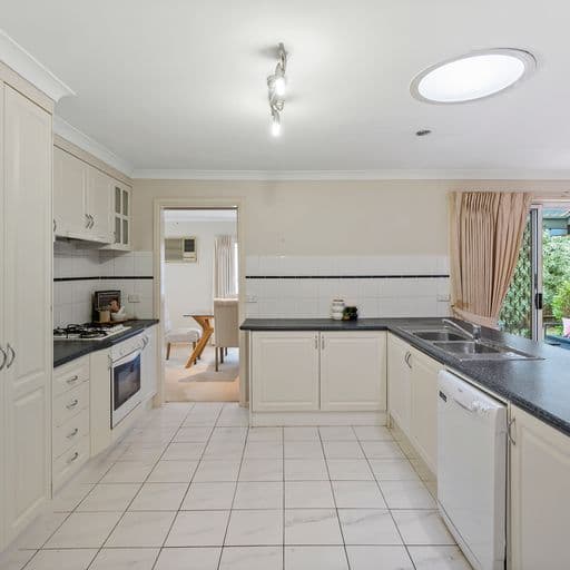 22 Jackie Close, Rowville VIC 3178, Rowville - Thumbnail 5
