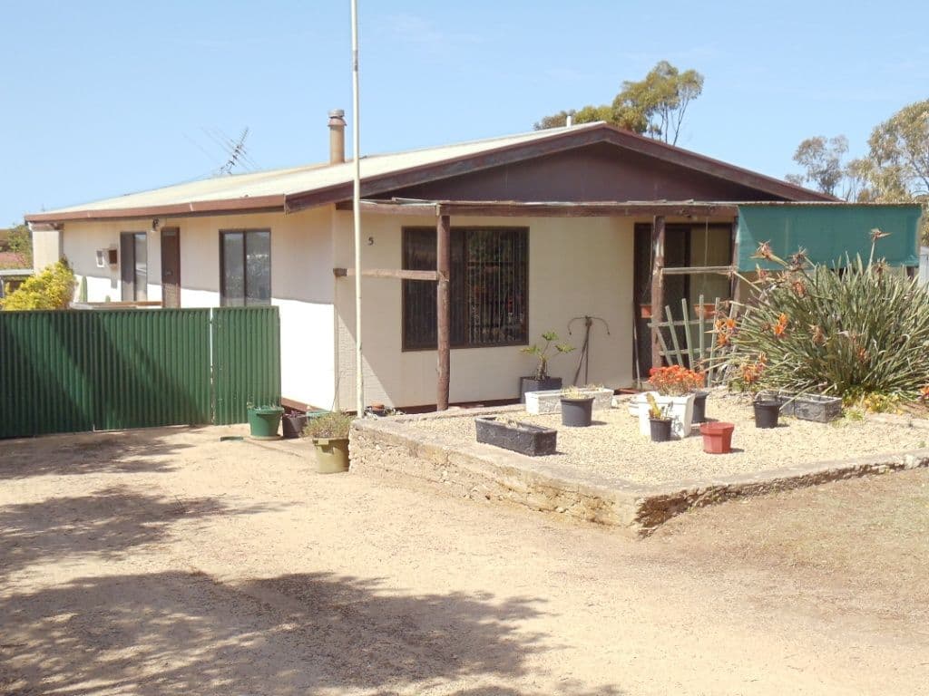5 Main Coast Road, ARDROSSAN SA 5571, Ardrossan - Image 1