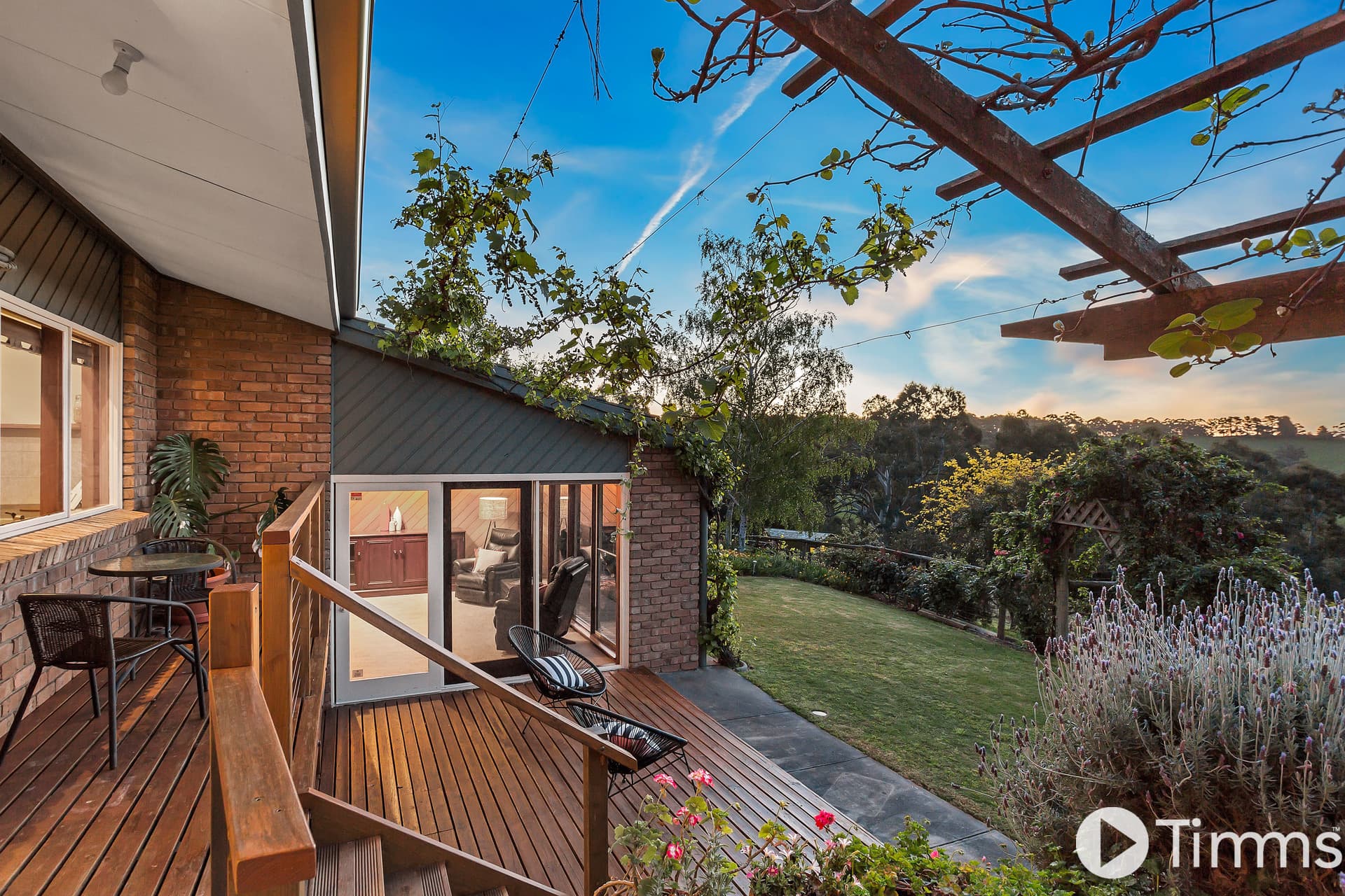 111 Cherry Gardens Road, Cherry Gardens - Image 1