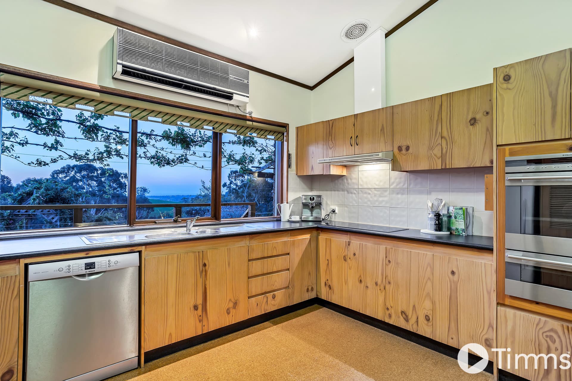 111 Cherry Gardens Road, Cherry Gardens - Thumbnail 3