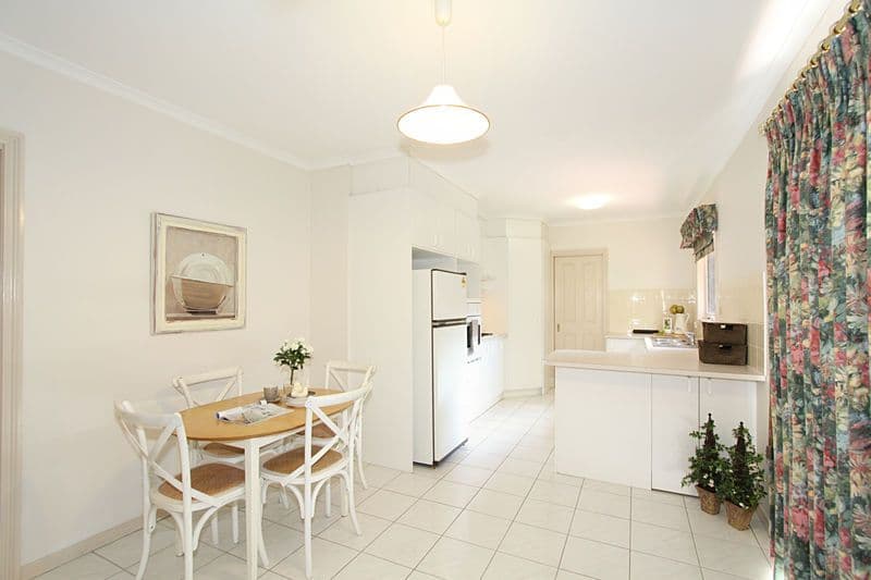 13 Toward Street, MURRUMBEENA VIC 3163, Murrumbeena - Thumbnail 4