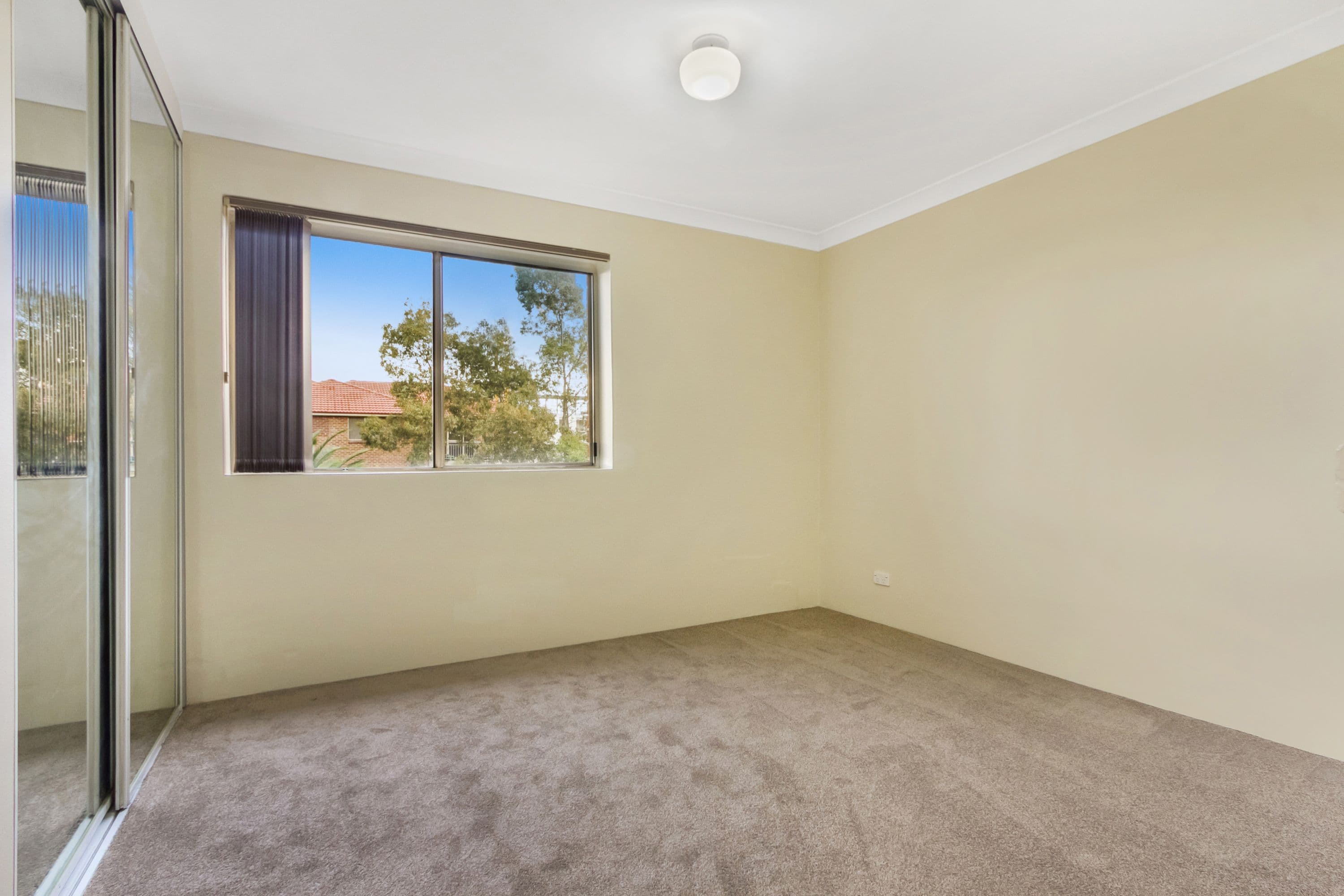 2-4 Fourth Avenue, Blacktown NSW 2148, Blacktown - Thumbnail 4
