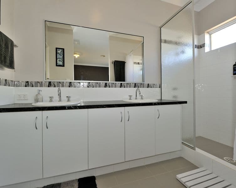 15 Tenterden Way, BALDIVIS WA 6171, Baldivis - Thumbnail 3