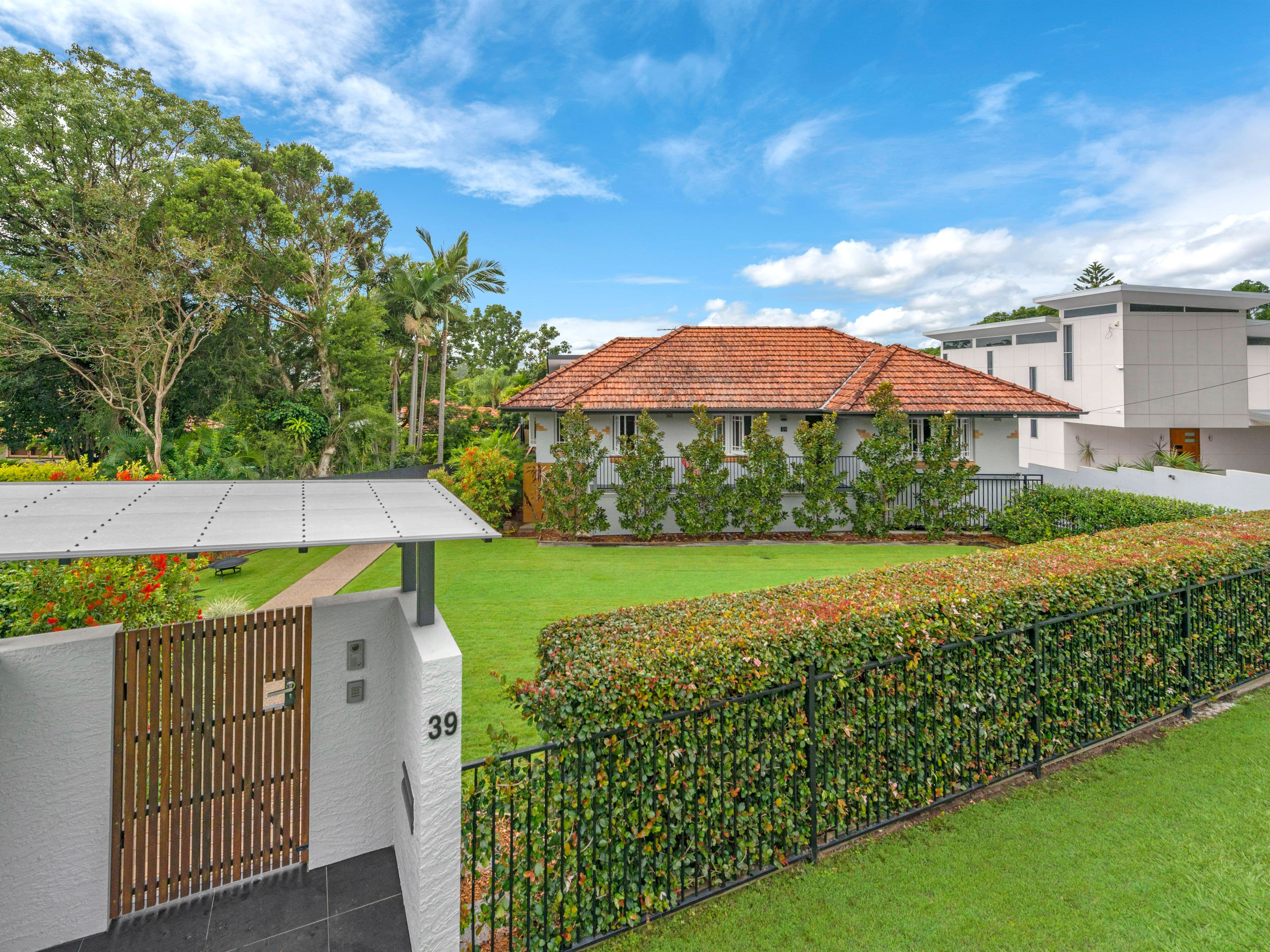 39 Yoku Road, Ashgrove QLD 4060, Ashgrove - Thumbnail 2