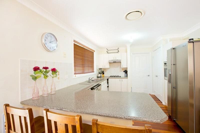 8 Swansea Place, WEST HOXTON NSW 2171, West Hoxton - Thumbnail 2